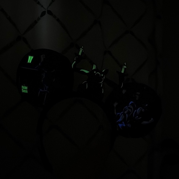 Haunted Mansion glow in the dark ears - Picture 9 of 9